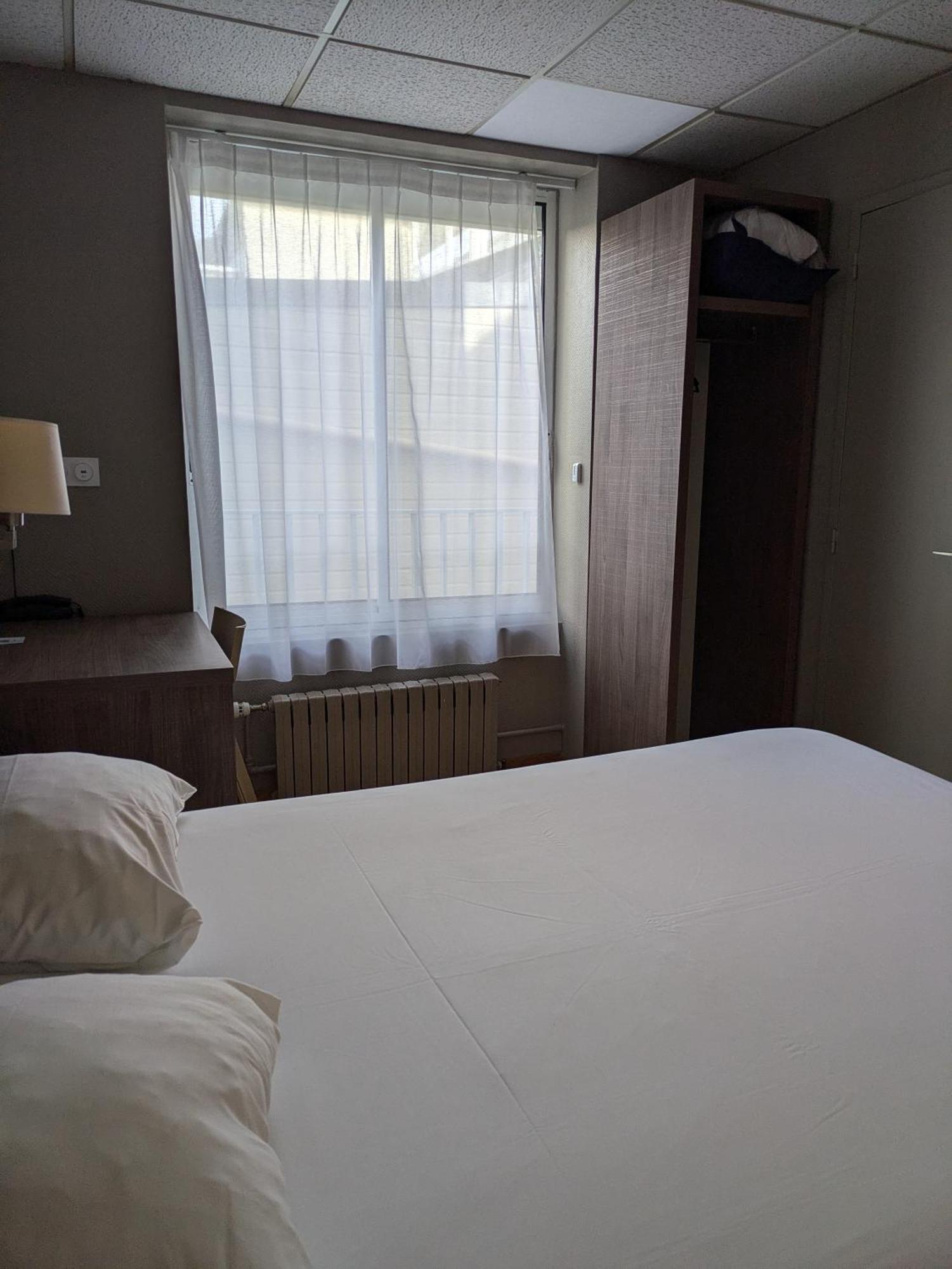 Hotel De La Gare Breszt Kültér fotó
