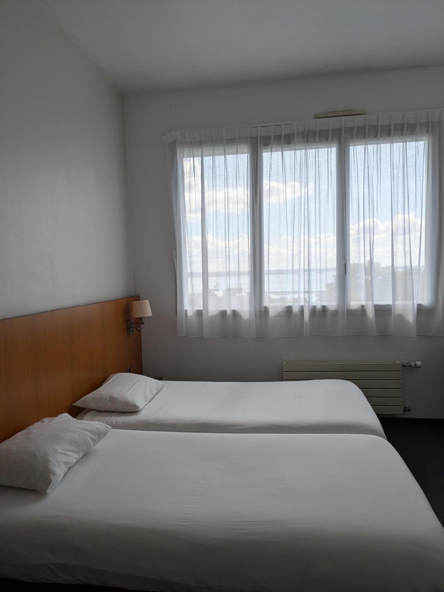 Hotel De La Gare Breszt Kültér fotó